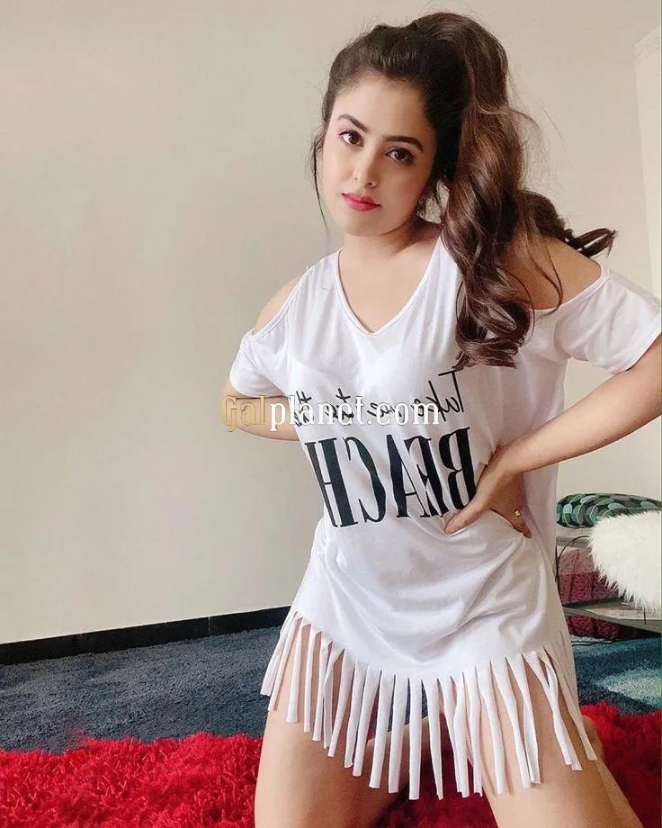 Gorakhpur. Myself Riya College girls and hot busty Available Cash paym