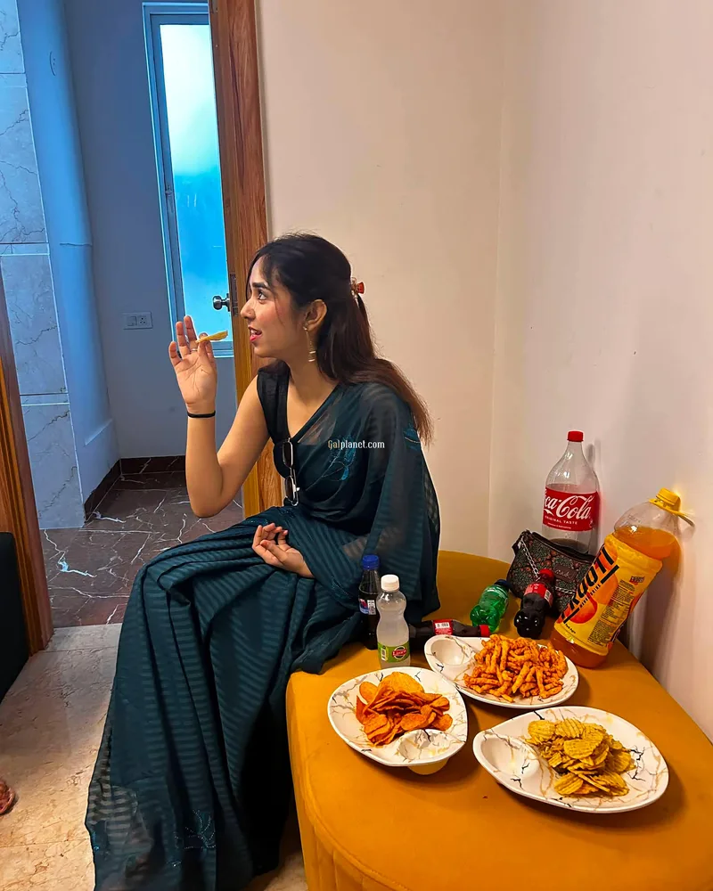 Rajkot Call GIRL♥️ 𝟳𝟰𝟯𝟵𝟮𝟬𝟰𝟬𝟭𝟱 ♥️CALL GIRLS IN ♥️ESCORT