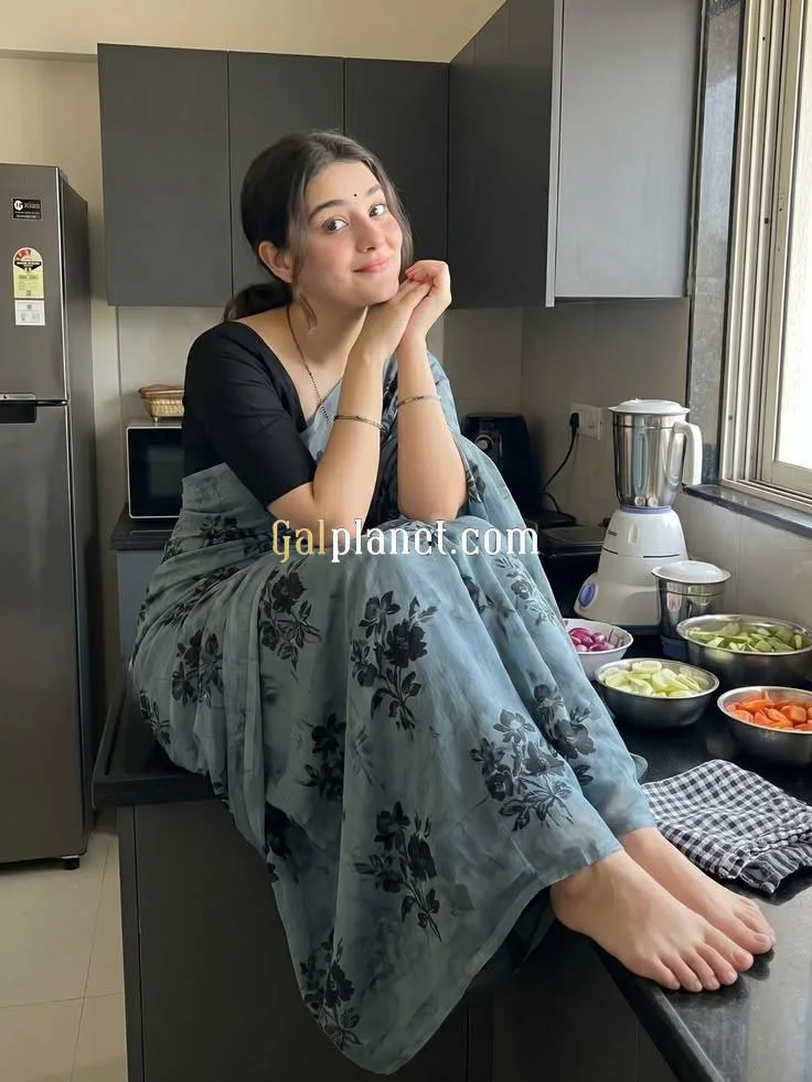 Neha Sharma call girl escort service 100% genuine service