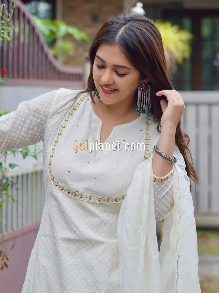 CUTTACK CALL GIRL❤️ 𝟗𝟐𝟗𝟔𝟬𝟒𝟏𝟖𝟏𝟖 ❤️ CALL GIRL IN HOT SEX