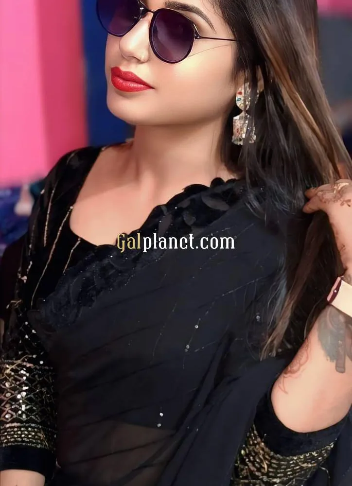 Ghaziabad Low Price ♥️CASH PAYMENT 𝟖𝟏𝟎𝟐𝟕𝟔𝟓𝟎𝟖𝟓 Hot Sexy girl