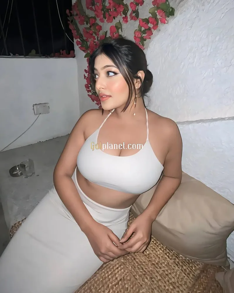 ROOM FALET HOTEL HOME 🏠 SARVESH 24 HR AVAILABLE CALL ME
