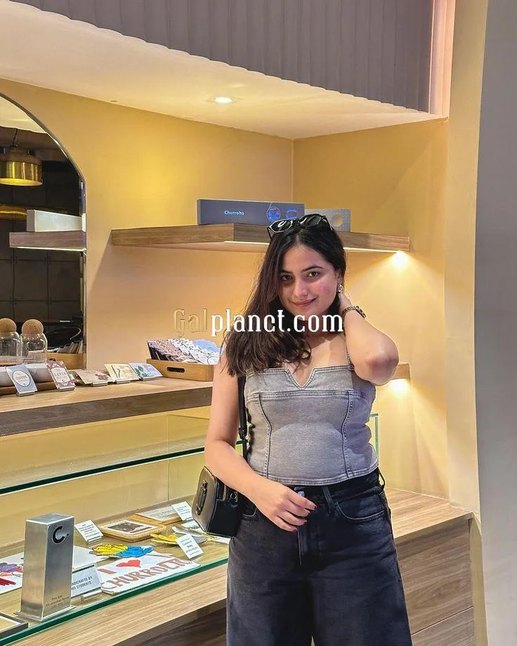 Bangalore call girl91538 26435💵 cash payment only full enjoy service