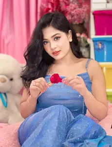 Arohi Singh high pro