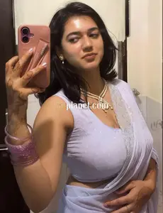 Riya reddy High girl