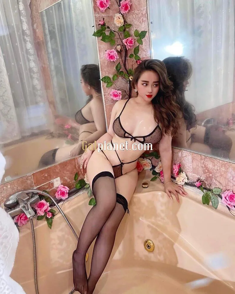 BEST GENUINE EDUCATED LOW PRICE SAFE CALL GIRL'S SERVICE AVAIL OUT CAL