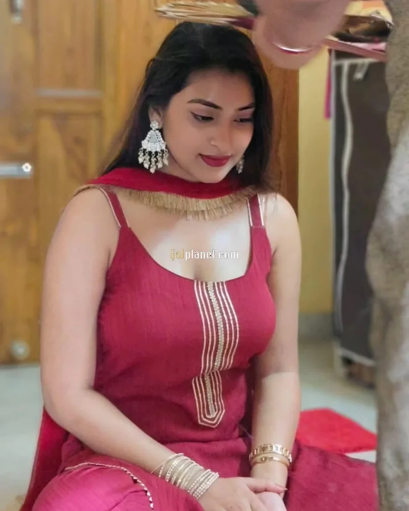 Nisha 𝟳𝟱𝟰𝟰𝟬𝟱𝟰𝟵𝟯𝟮 I'M Thanu INDIPENDENT CALL GIRL CALL ME NOW