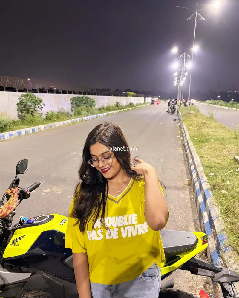 Nisha 𝟳𝟱𝟰𝟰𝟬𝟱𝟰𝟵𝟯𝟮 Direct payment to girl hand cash (COD) Real