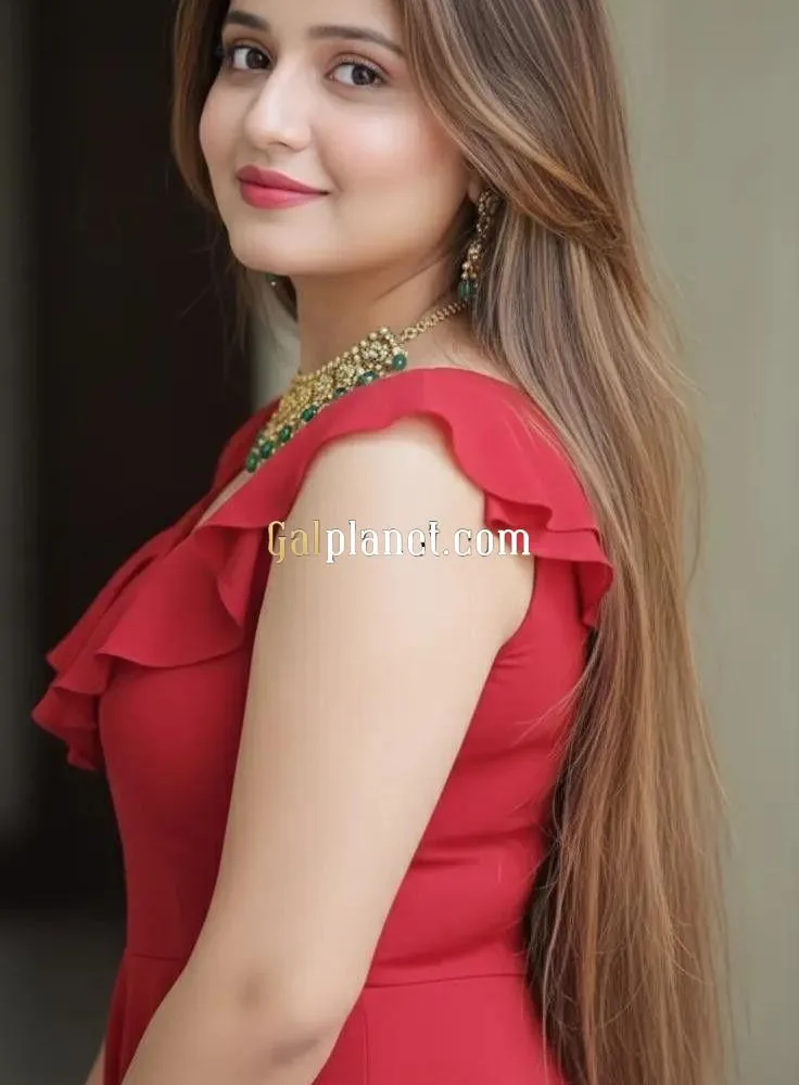 Rajkot Low Price♥️CASH PAYMENT❤️ 𝟗𝟐𝟗𝟔𝟬𝟒𝟏𝟖𝟏𝟖 Hot Sexy girl