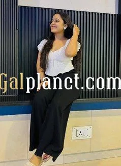 My self Poonam Pandey vip top model indipendent girl full service cash