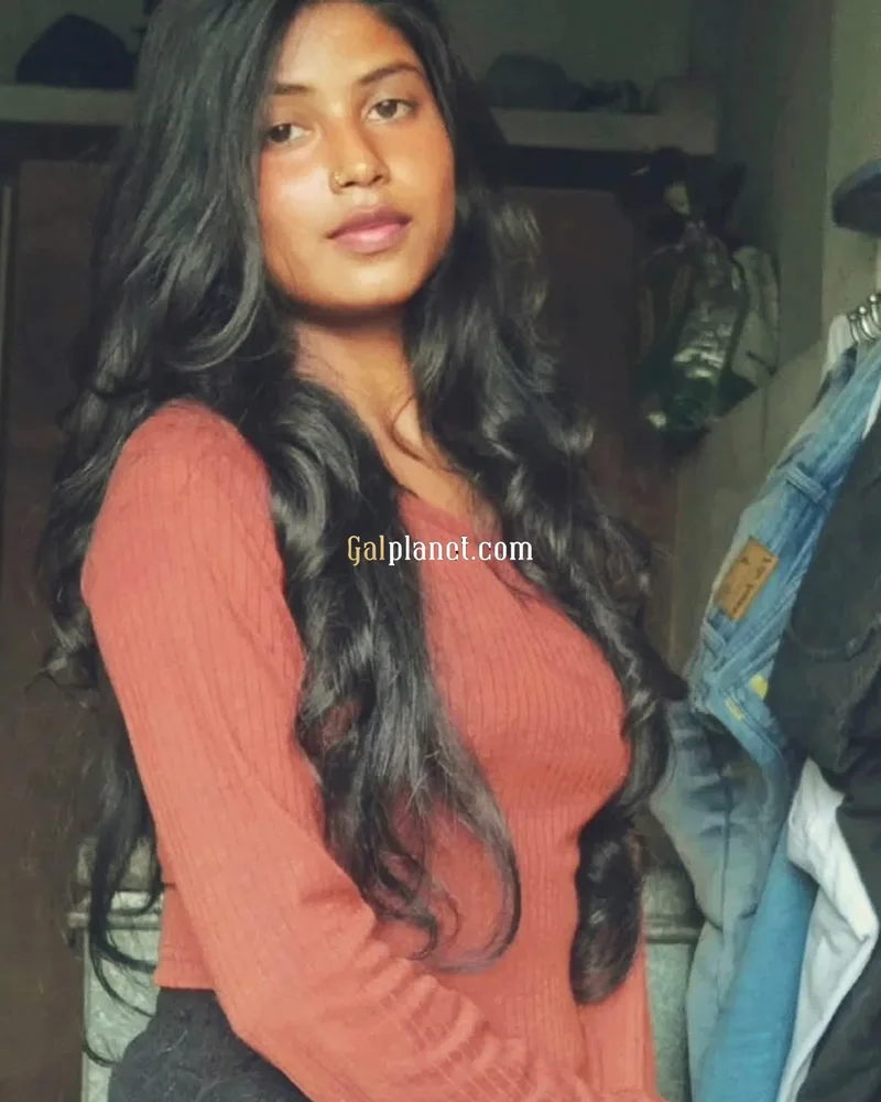 Sanya Khan vip top model indipendent girl full service cash