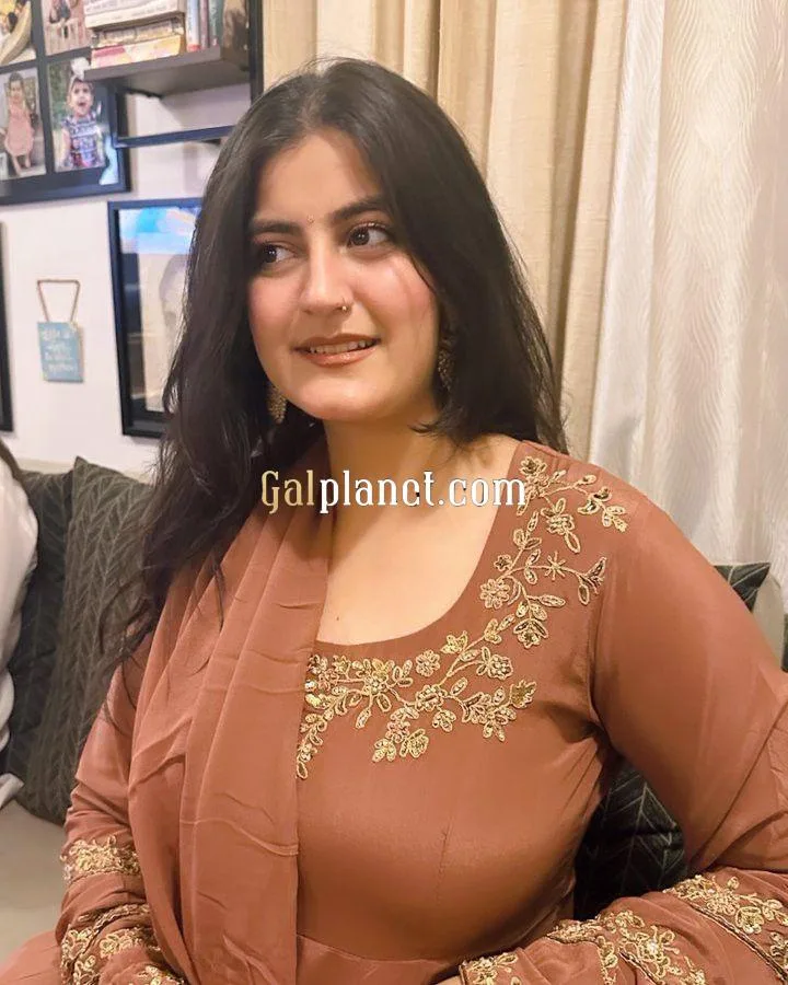 ⭐⭐⭐ Miss Nidhi Sharma Best Service Provided 💅🏻💦 Affordable rate 💯✨