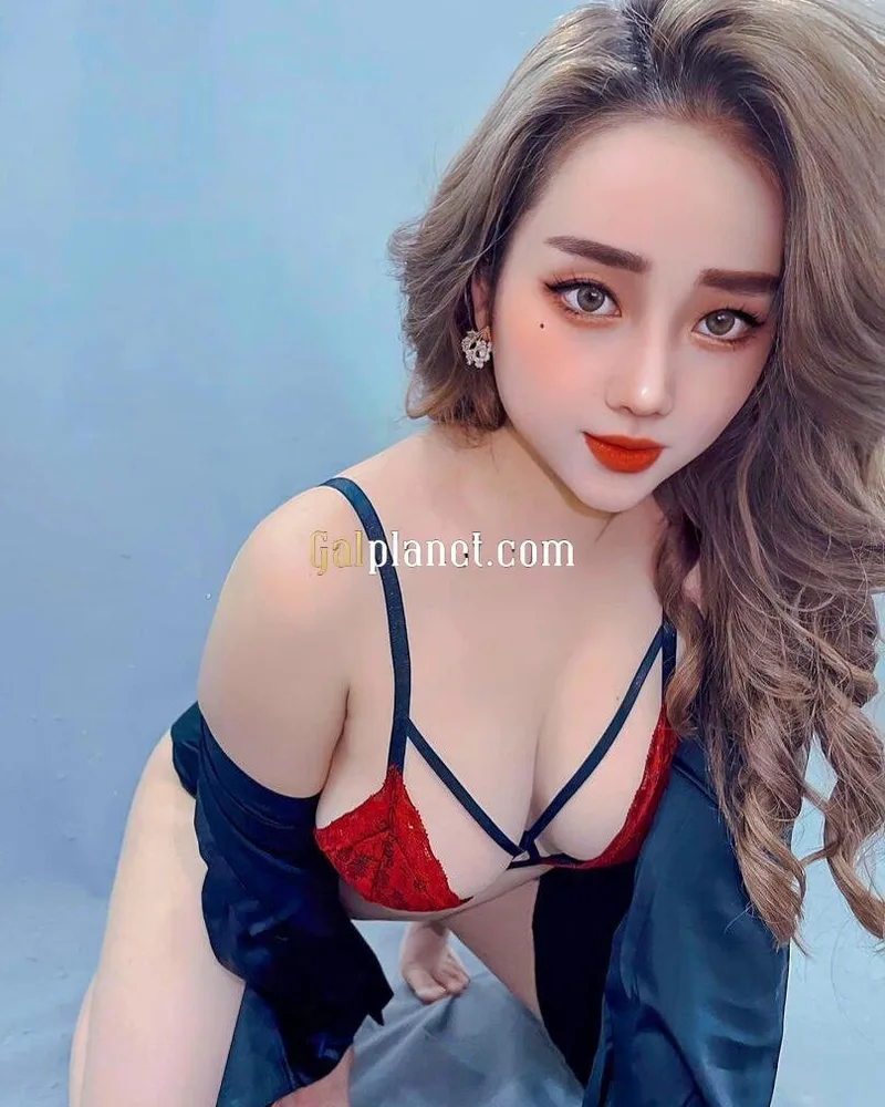 LOKHANDWALA VIP TOP GIRLS AVAILABLE FULL SATISFACTION SERVICE 24HR☎️