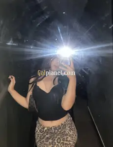 Divya Hot model girs