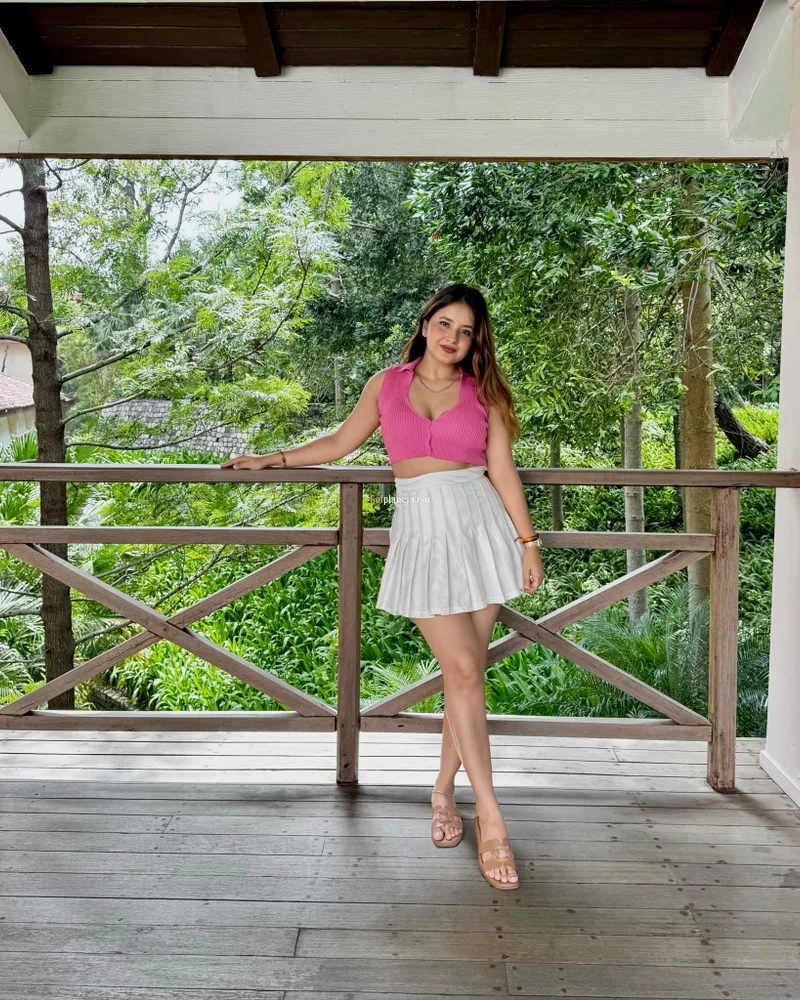 Nisha 𝟳𝟱𝟰𝟰𝟬𝟱𝟰𝟵𝟯𝟮