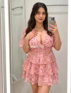 Natasha Kapoor Profi