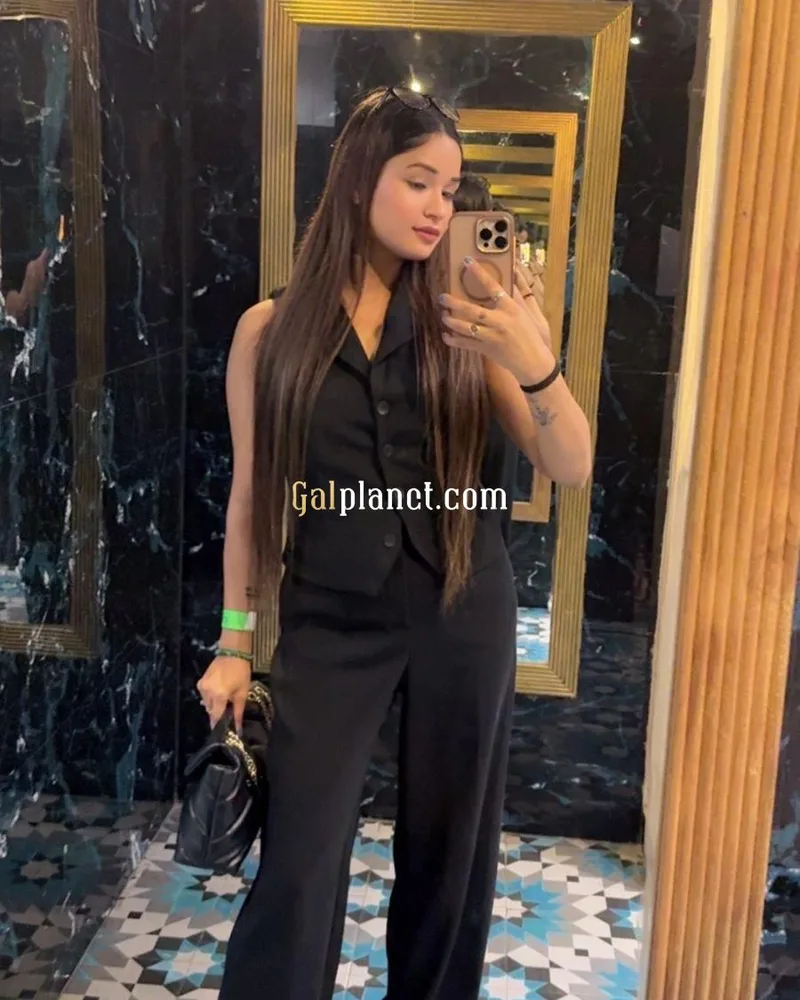 Low Price ♥️ CASH PAYMENT ♥️𝟖𝟏𝟎𝟐𝟕𝟔𝟓𝟎𝟖𝟓 💃Hot Sexy girl
