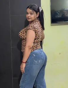 Shruti Shrivastava g