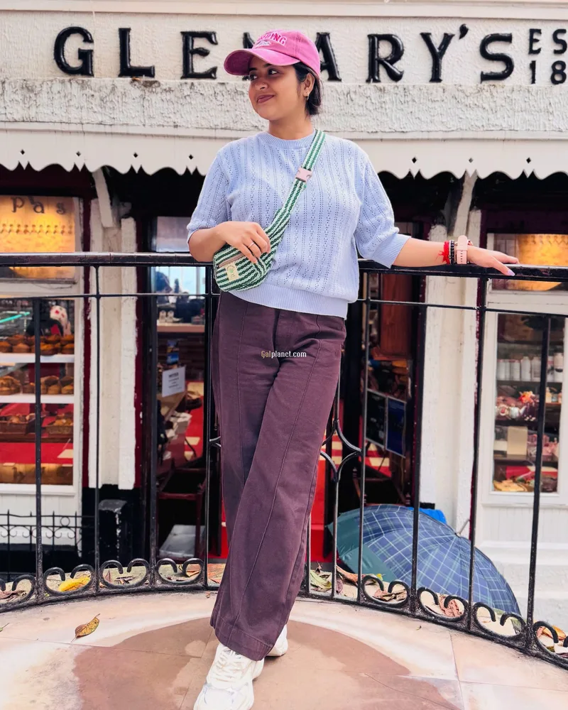 Nisha 𝟳𝟱𝟰𝟰𝟬𝟱𝟰𝟵𝟯𝟮 CALL AND OUT-CALL FACILITY HOTEL AND HOME S