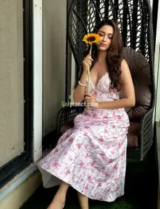 Nitiya escort agency