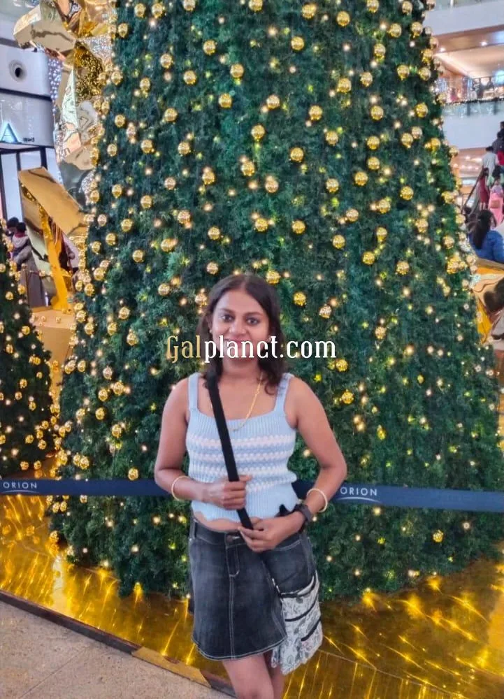 VIP MODELS COLLEGE GIRL HOUSEWIFE HOTEL AND HOME AND HOME SERVICE