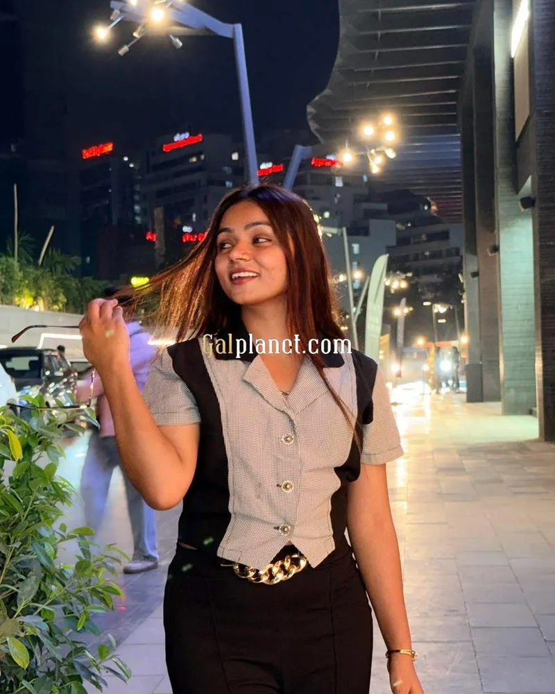 Low price call girl available 110% genuine real service call me Simran