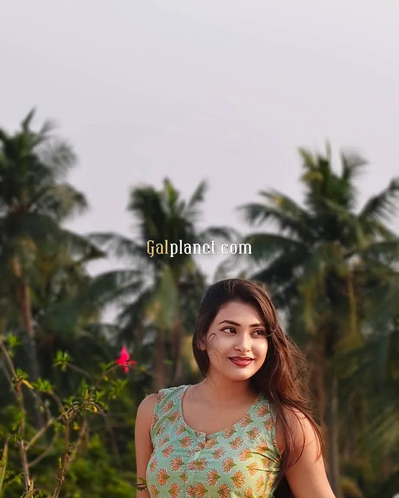 Nisha 𝟳𝟱𝟰𝟰𝟬𝟱𝟰𝟵𝟯𝟮 Book your appointment now All type call gir