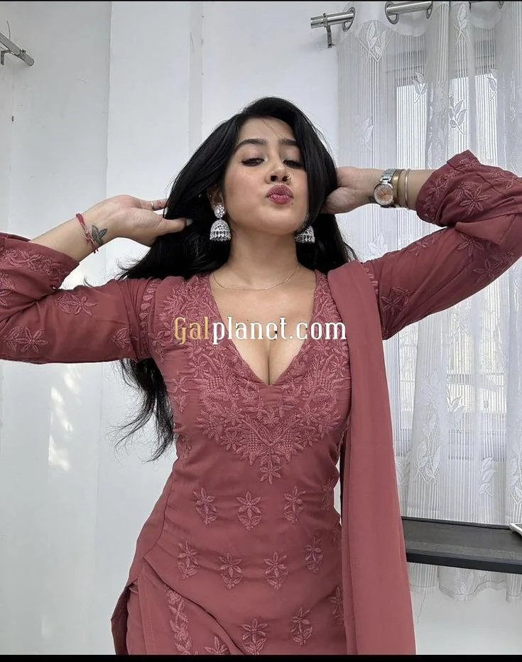 Sitabardi (Gungun Kumari ) cash and genuine top service available