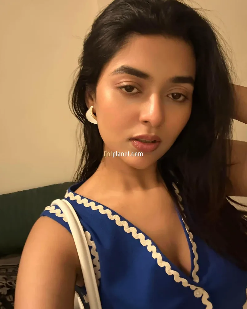 Myself shakshi Dindigul top models and college girls available