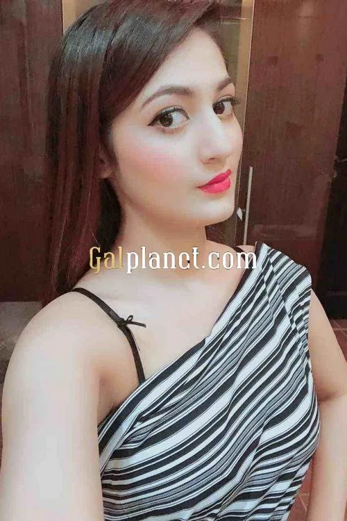 Hello my name is Priyanka and I am an independent 21-year-old call gir