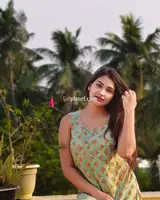 Nisha I like to sexy