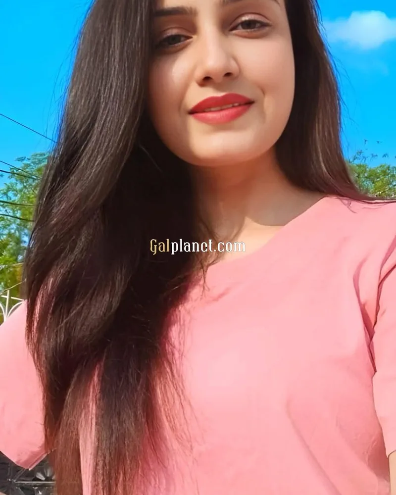 My self Riya Delex vip top model indipendent girl full service cash pa