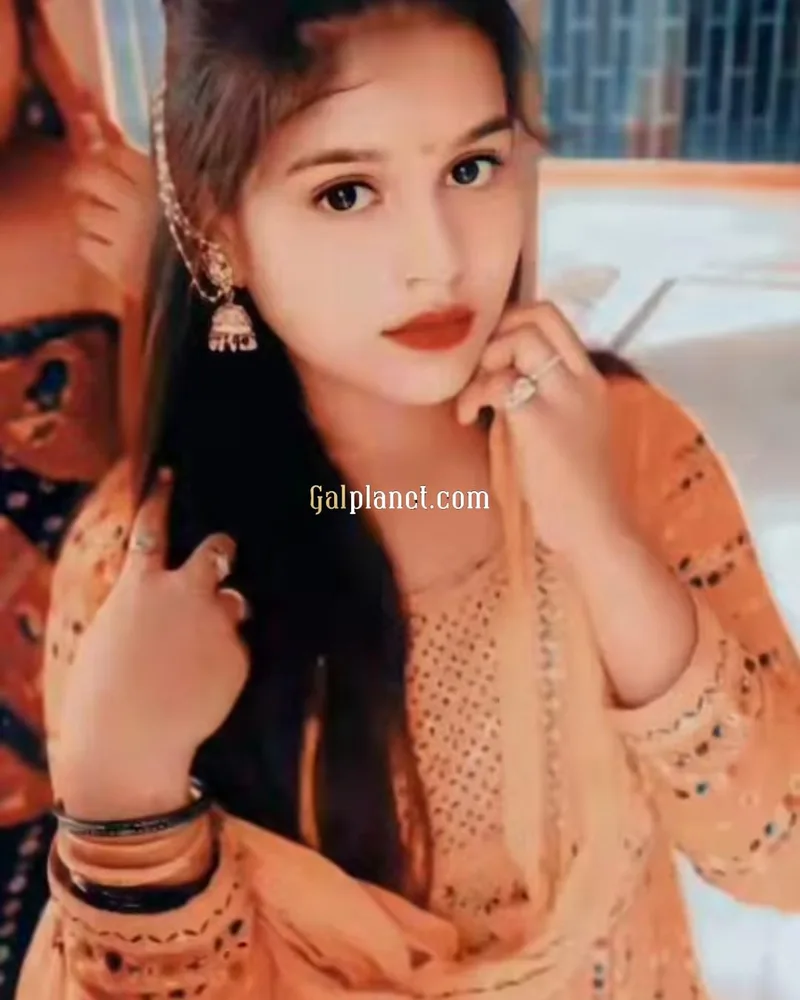 Puja Kumari Holi ke SMS VIP call girl