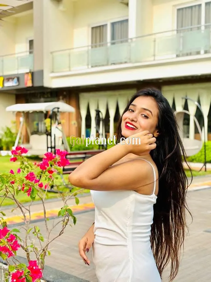 Nisha 𝟳𝟱𝟰𝟰𝟬𝟱𝟰𝟵𝟯𝟮 no booking TAKE ME ONE CHANCE I WILL GIVE U