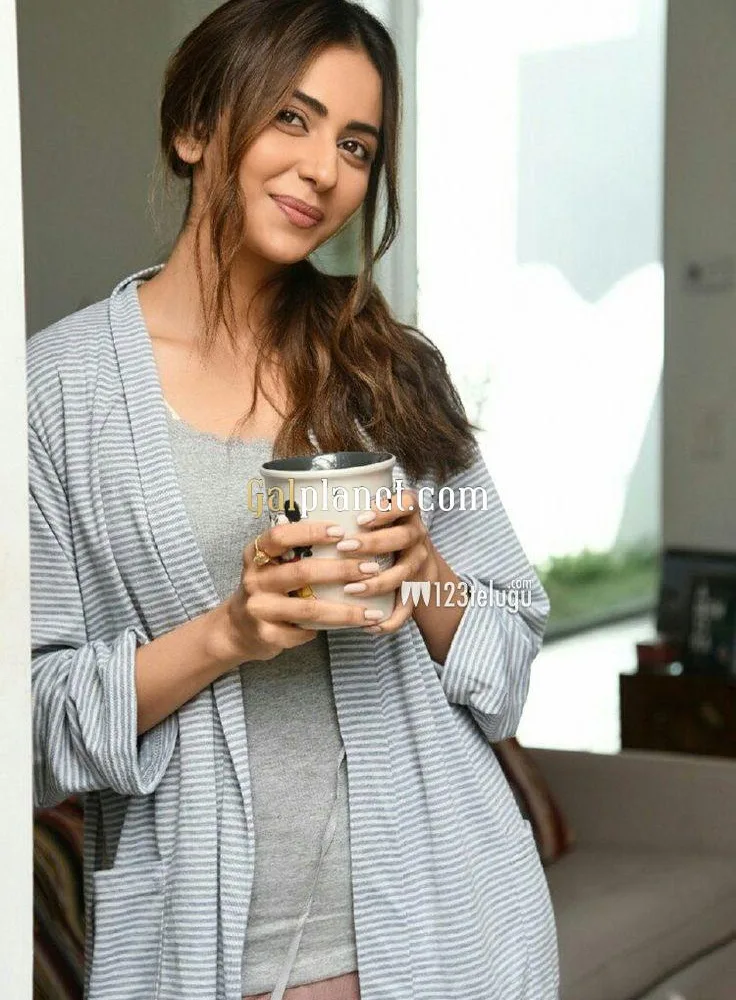 Begusarai  CALL GIRL❤️ 𝟗𝟬𝟬𝟔𝟯𝟔𝟗𝟗𝟗𝟖 ❤️ CALL GIRL IN ESCORT SER