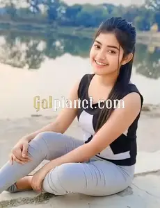 Shiwani singhaniya