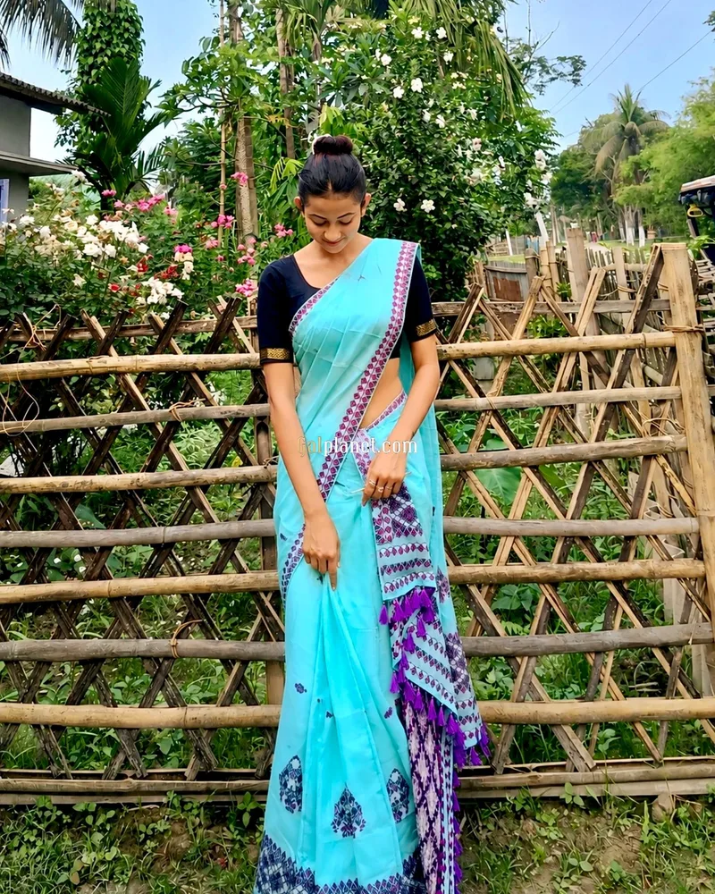 Annamalai Mondol Honeymoon Supriyamit qI Koka Queen is one of the top