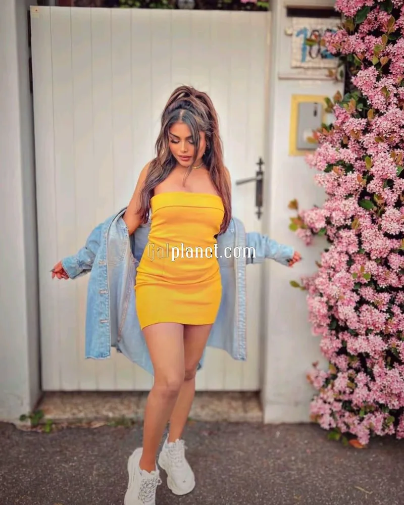 JHANSI Low Price ❤️CASH PAYMENT 💯8709423681 💯Hot Sexy girl