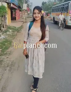 Simran Sharma 