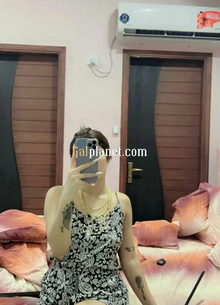 Safe and secure call girls Rohania 𝟴𝟕𝟴𝟵𝟲𝟬𝟭𝟱𝟕𝟭 hot and sex gi