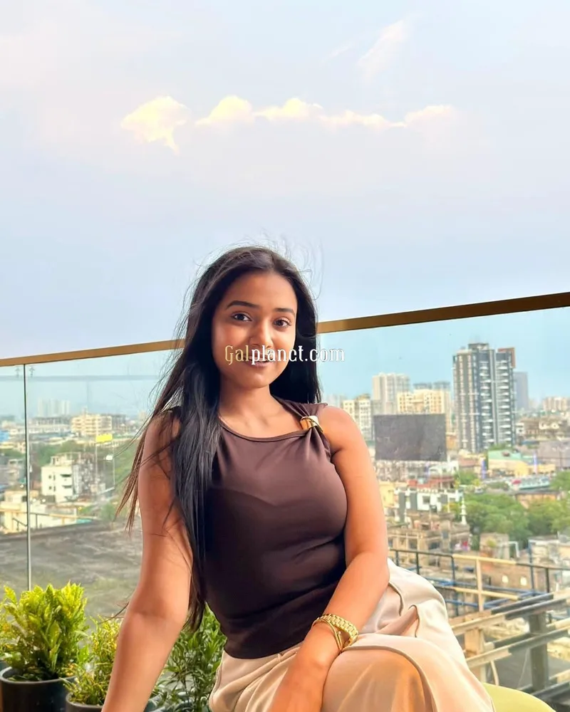 Nisha 𝟳𝟱𝟰𝟰𝟬𝟱𝟰𝟵𝟯𝟮 Can You Imagine How My Small, Warm Hands Sl