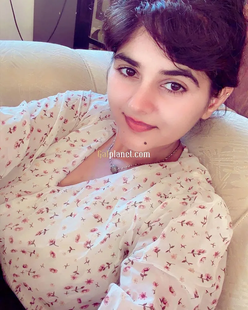 Prayagraj Call GIRL♥️ 𝟳𝟰𝟯𝟵𝟮𝟬𝟰𝟬𝟭𝟱 ♥️CALL GIRLS IN ♥️ ESCORT