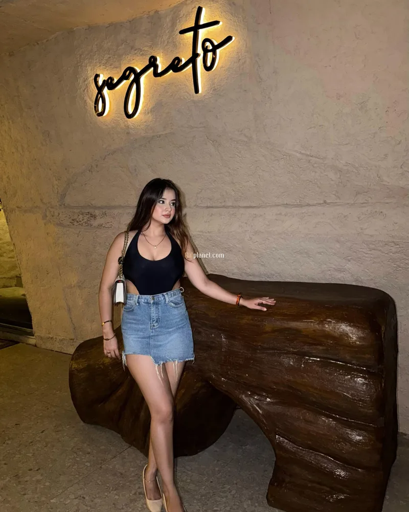 Monika 𝟳𝟲𝟰𝟰𝟴𝟵𝟰𝟮𝟯𝟭 Whatsapp and call me now  I am available n