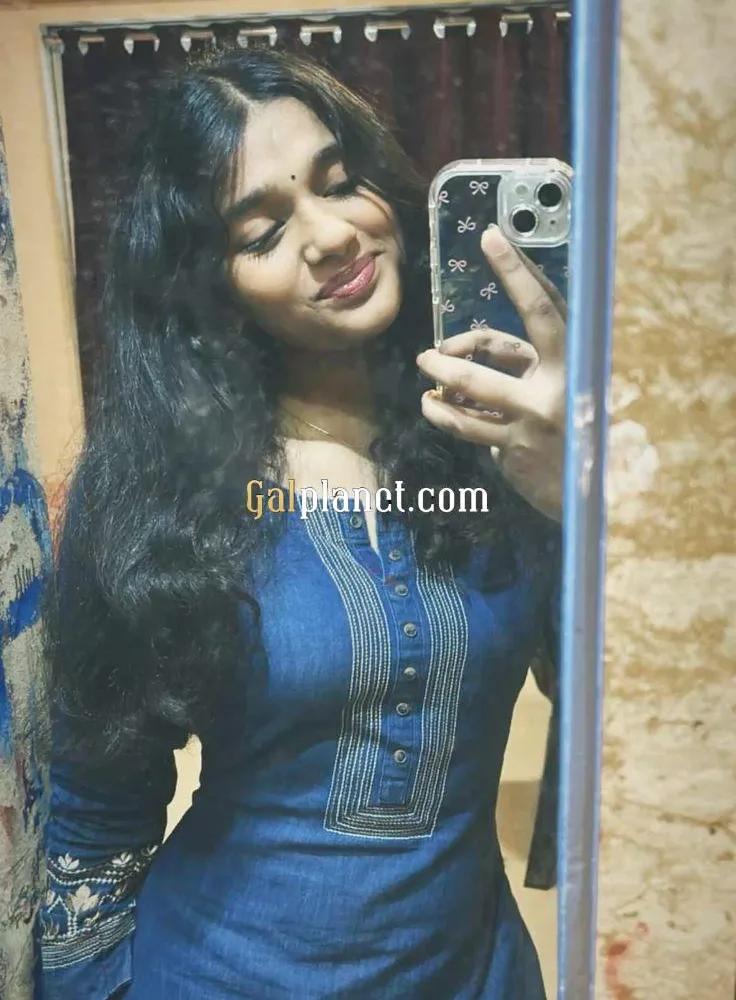 Myself myself Priya Singh ✅ Low price full safe and secure service