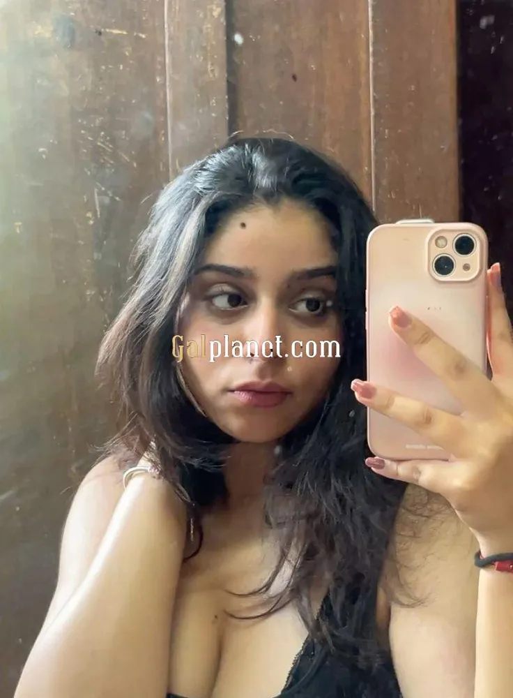 Myself Monica Singh high profile top model girl full service