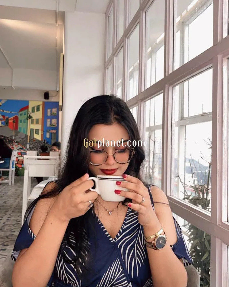 Nisha 𝟳𝟱𝟰𝟰𝟬𝟱𝟰𝟵𝟯𝟮 I am only interested in serious people no t