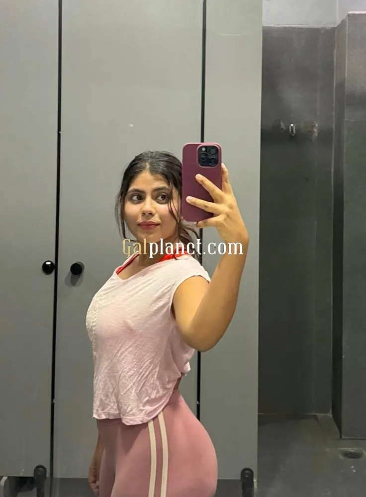 discover the enchanting girlfriend experience with 19 year old ruhi ro