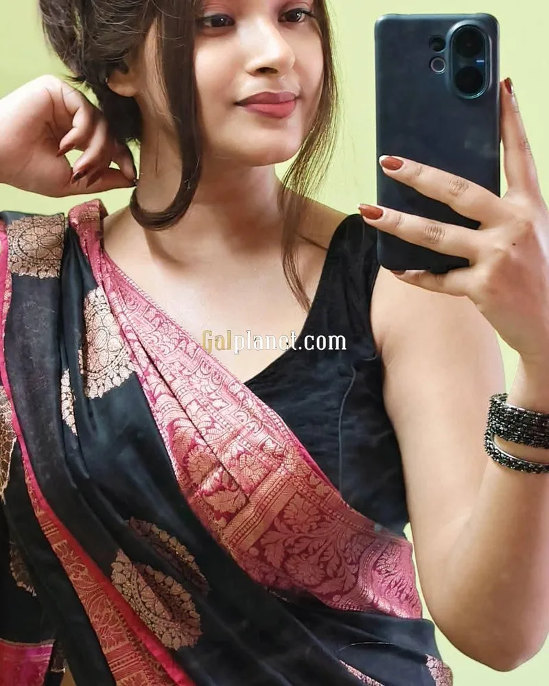 Nisha 𝟳𝟱𝟰𝟰𝟬𝟱𝟰𝟵𝟯𝟮 Hot&sexy models , college girls, celebrate