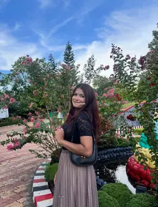 My name is Himanshi!