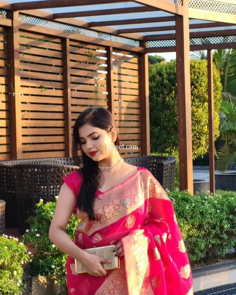 NISHA ji Direct payment to girl hand cash Genuine service in chennai a